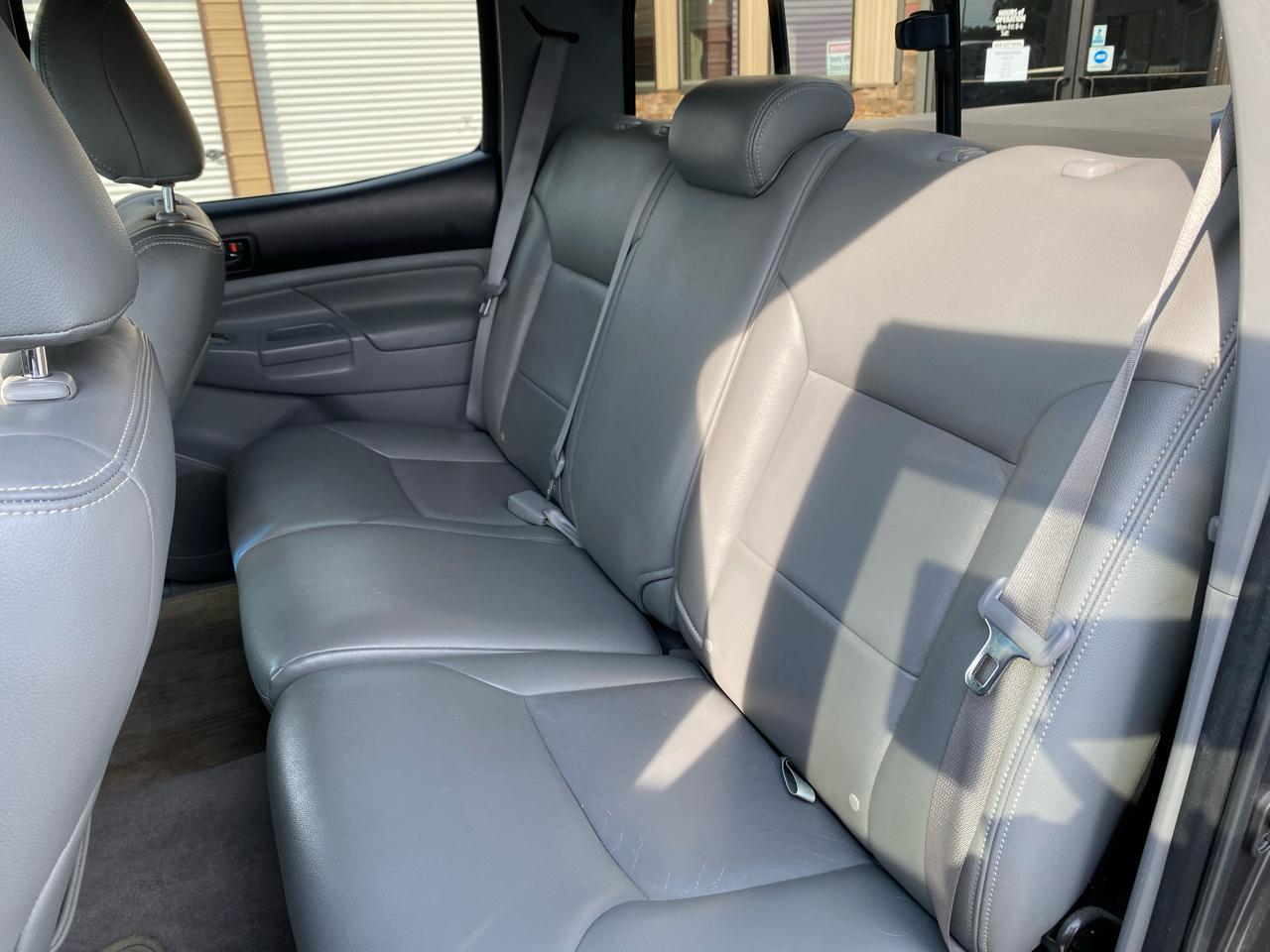 Toyota Tacoma Double Cab Long Bed V6 Auto 4WD 2011