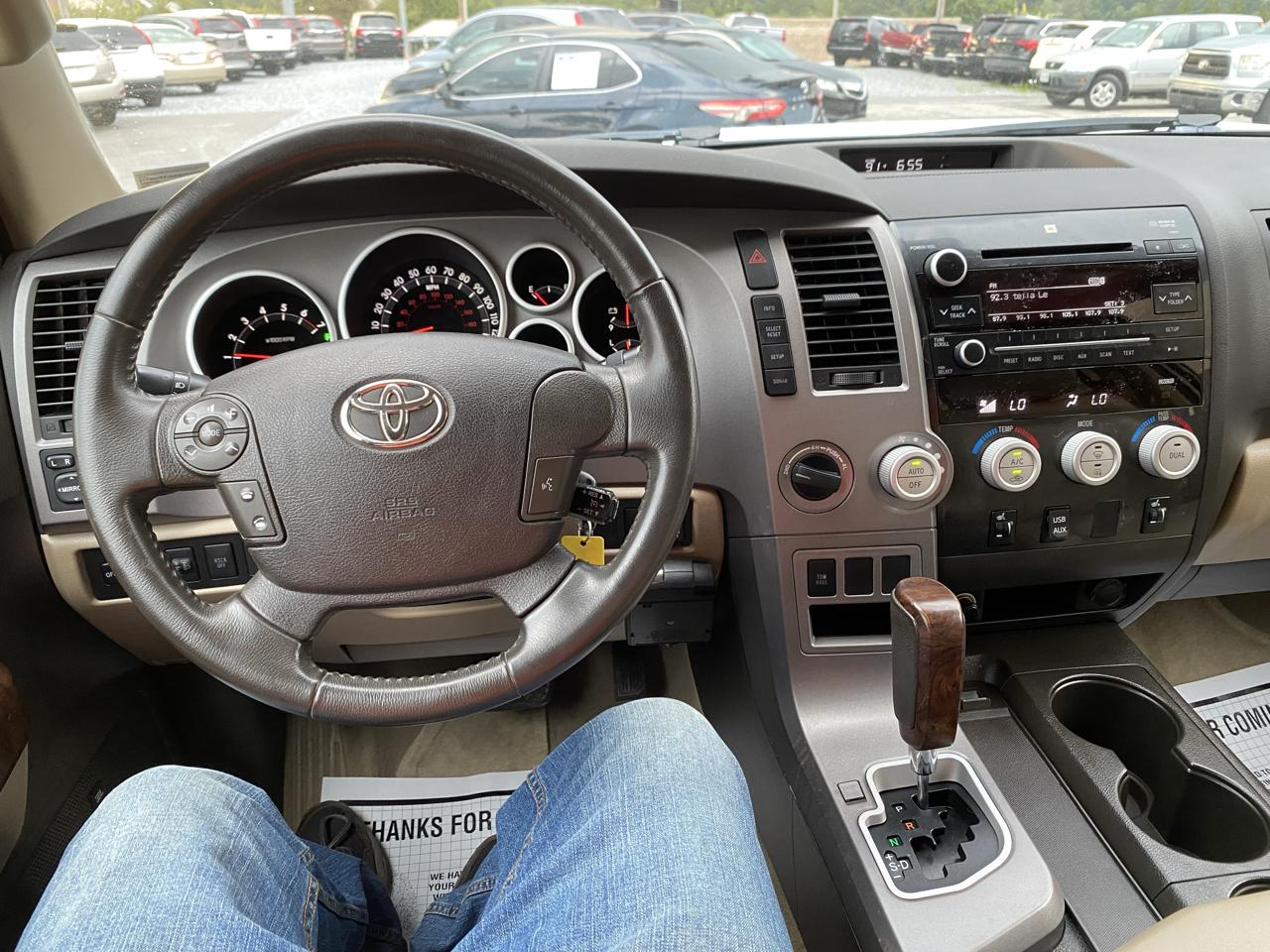 Toyota Tundra Limited 5.7L FFV Double Cab 4WD 2010