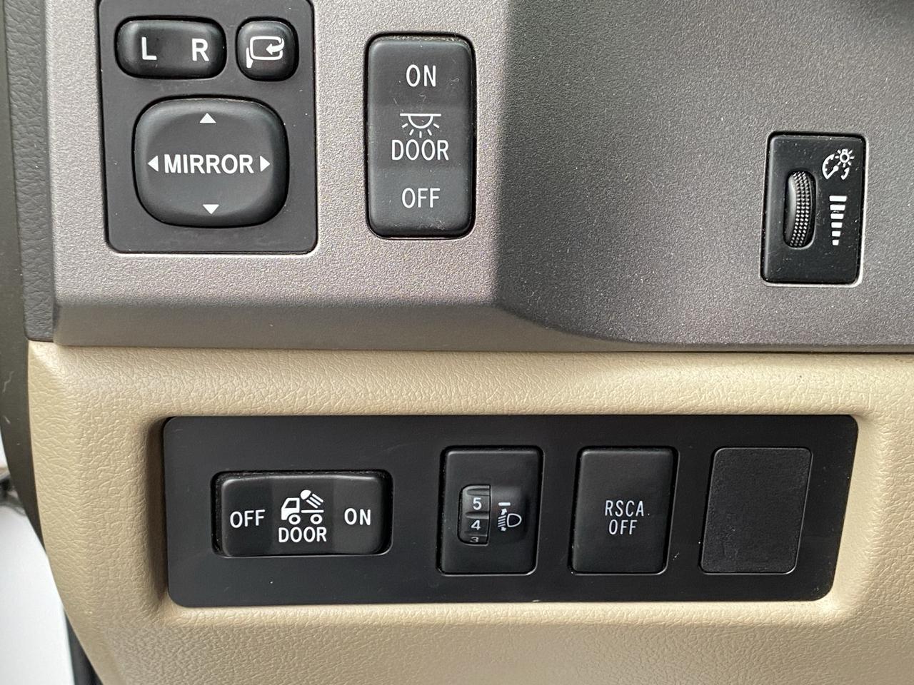 Toyota Tundra Limited 5.7L FFV Double Cab 4WD 2010