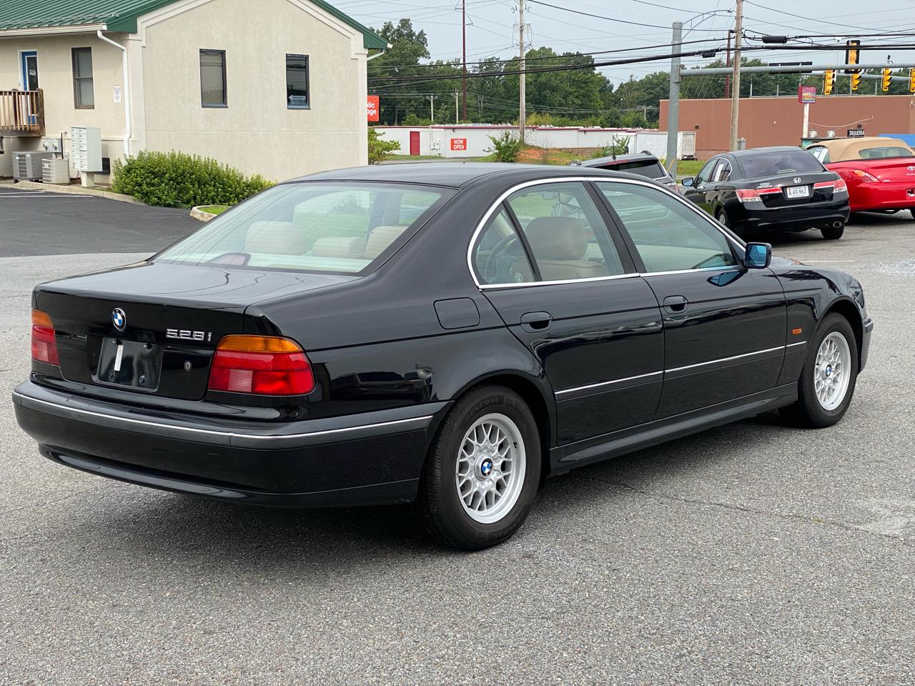 BMW 5-Series 528i 1997