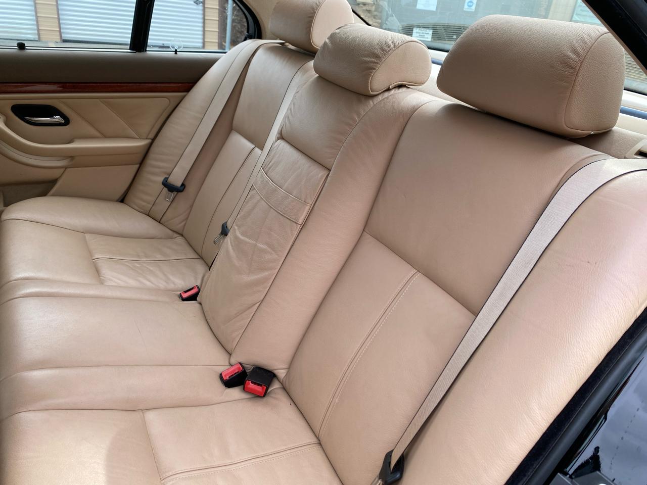 BMW 5-Series 528i 1997