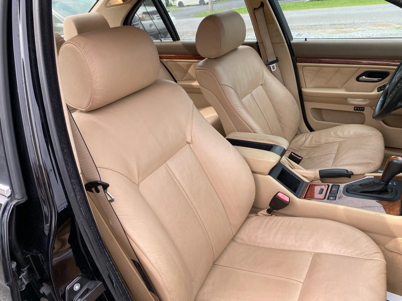 BMW 5-Series 528i 1997