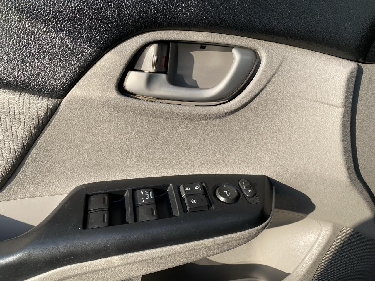 Honda Civic LX Sedan AT 2014