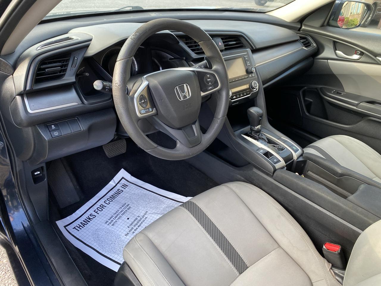 Honda Civic LX Sedan AT 2017