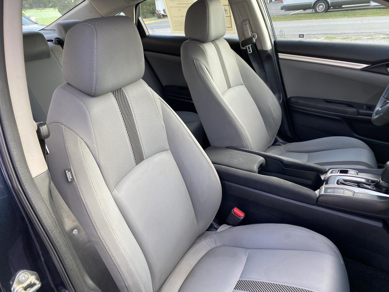Honda Civic LX Sedan AT 2017