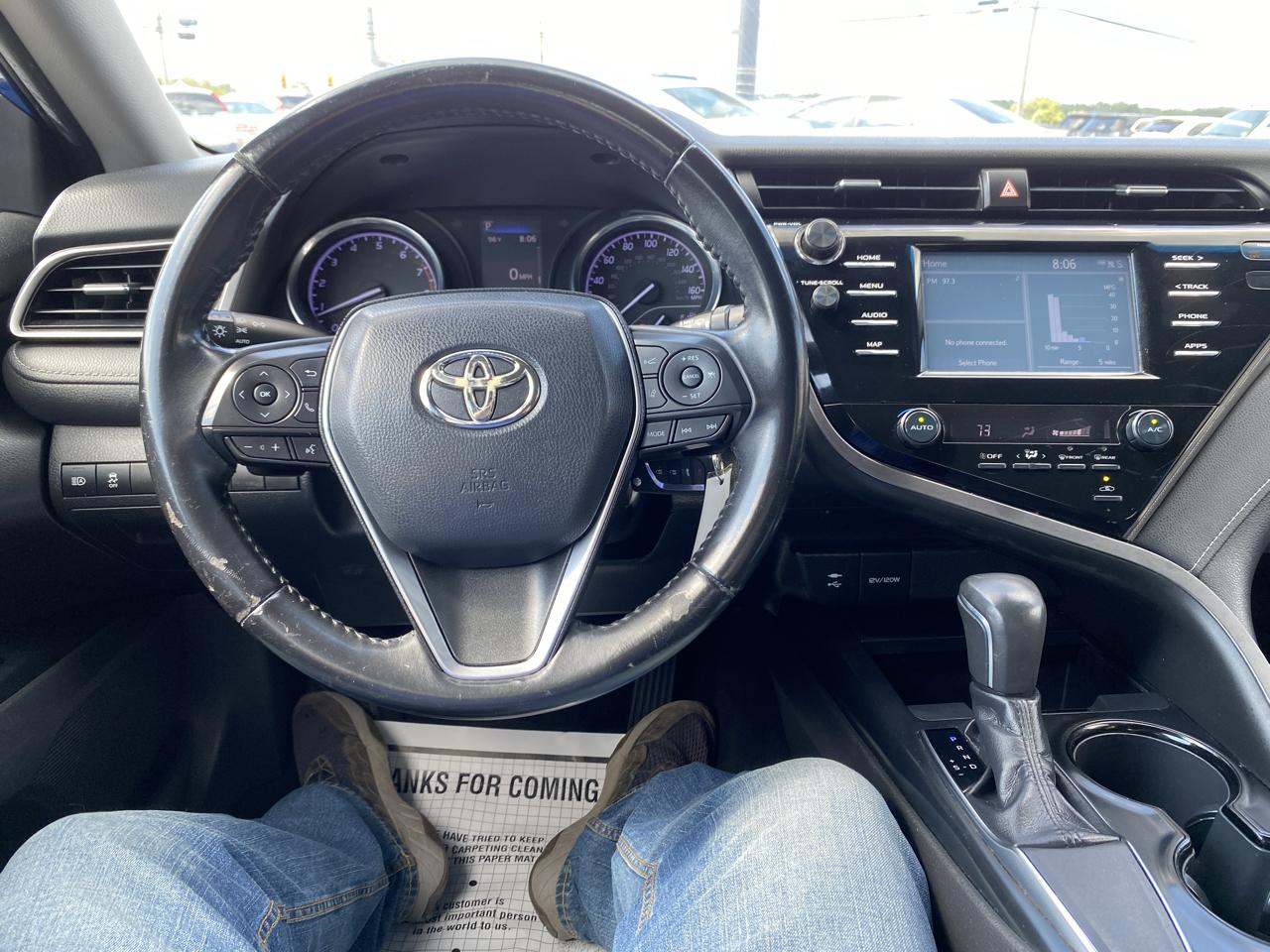 Toyota Camry photo 13