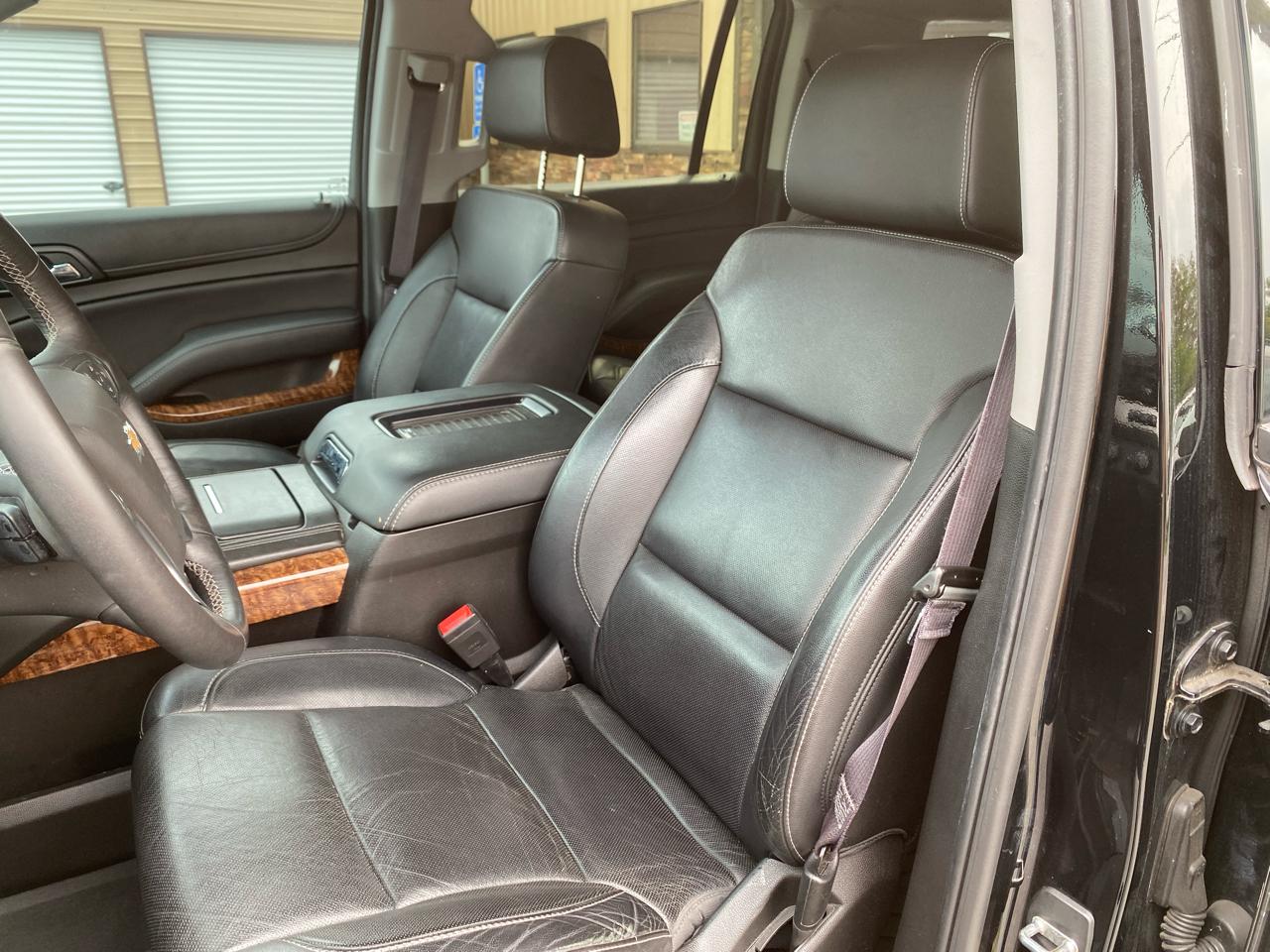 Chevrolet Suburban Premier 4WD 2017