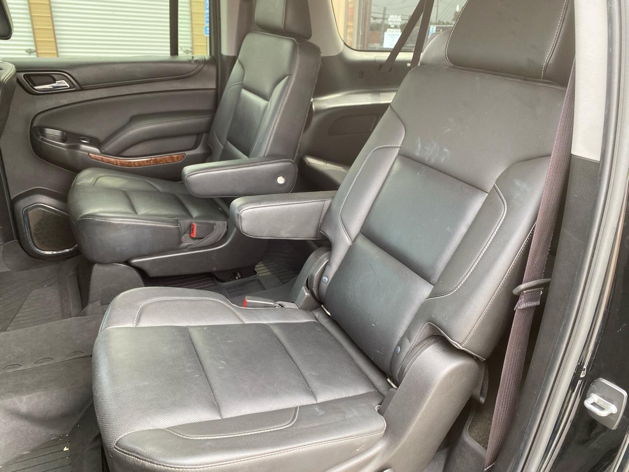 Chevrolet Suburban Premier 4WD 2017