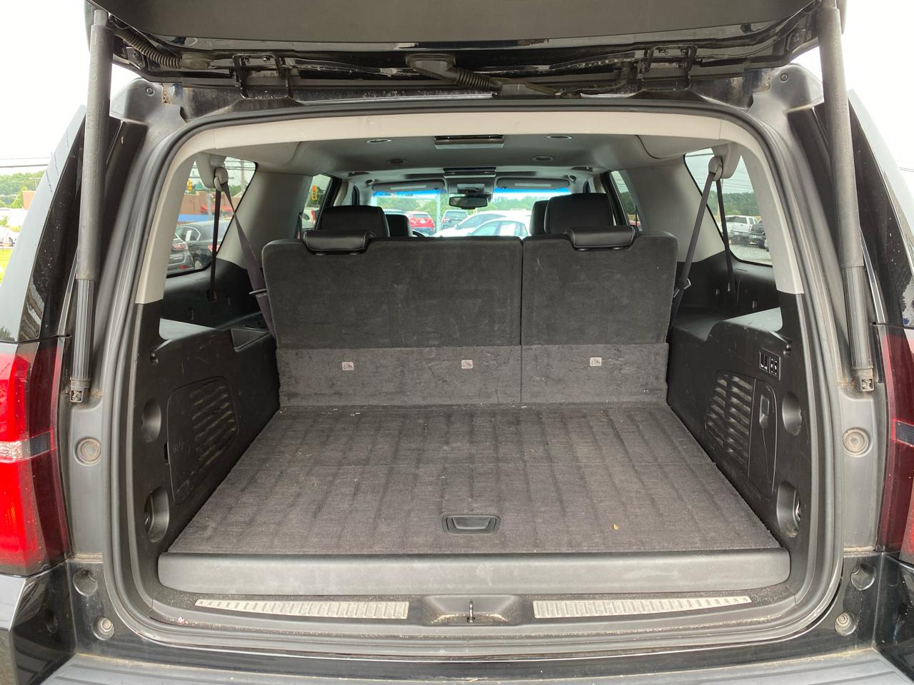Chevrolet Suburban Premier 4WD 2017