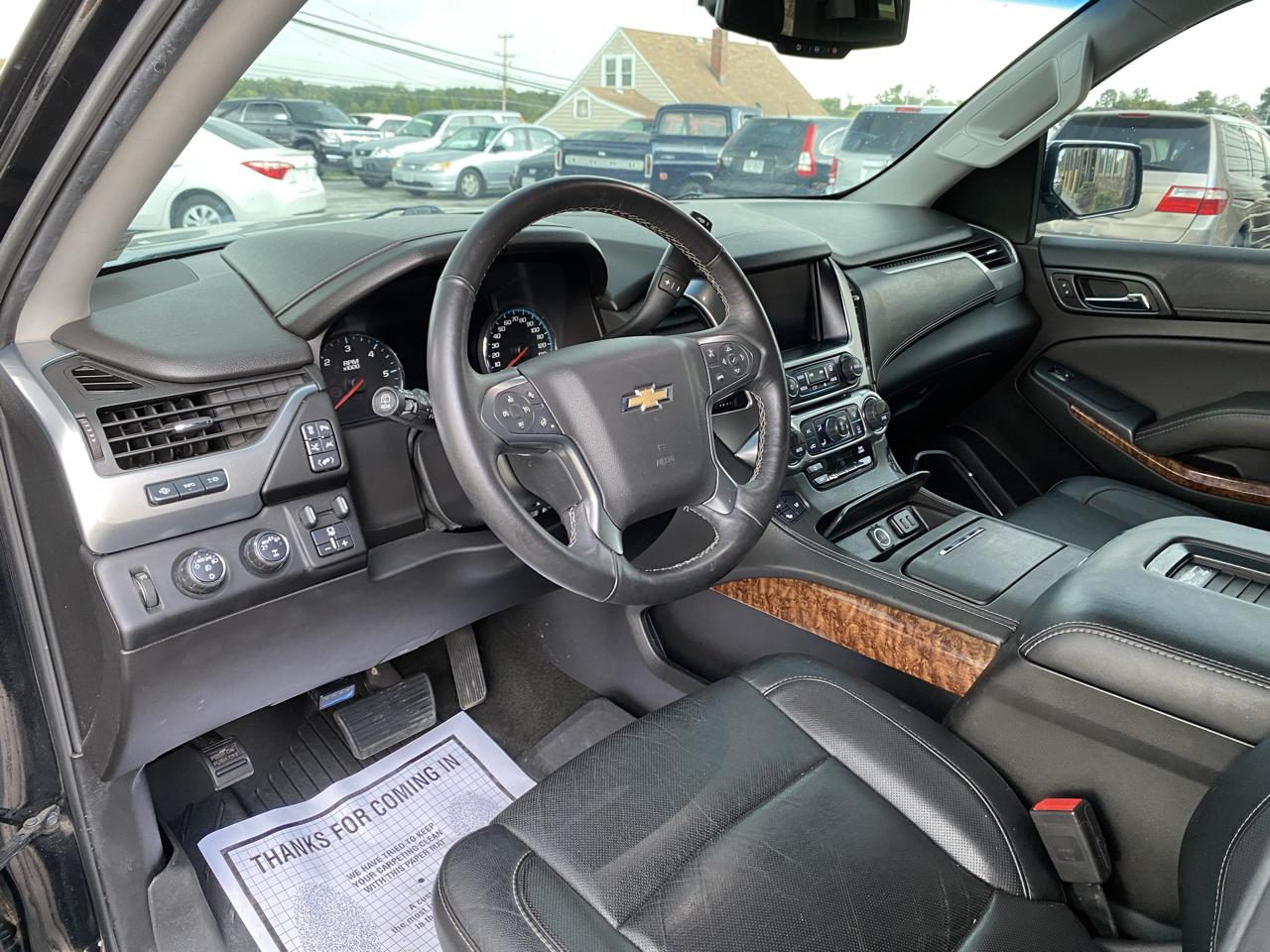 Chevrolet Suburban photo 5