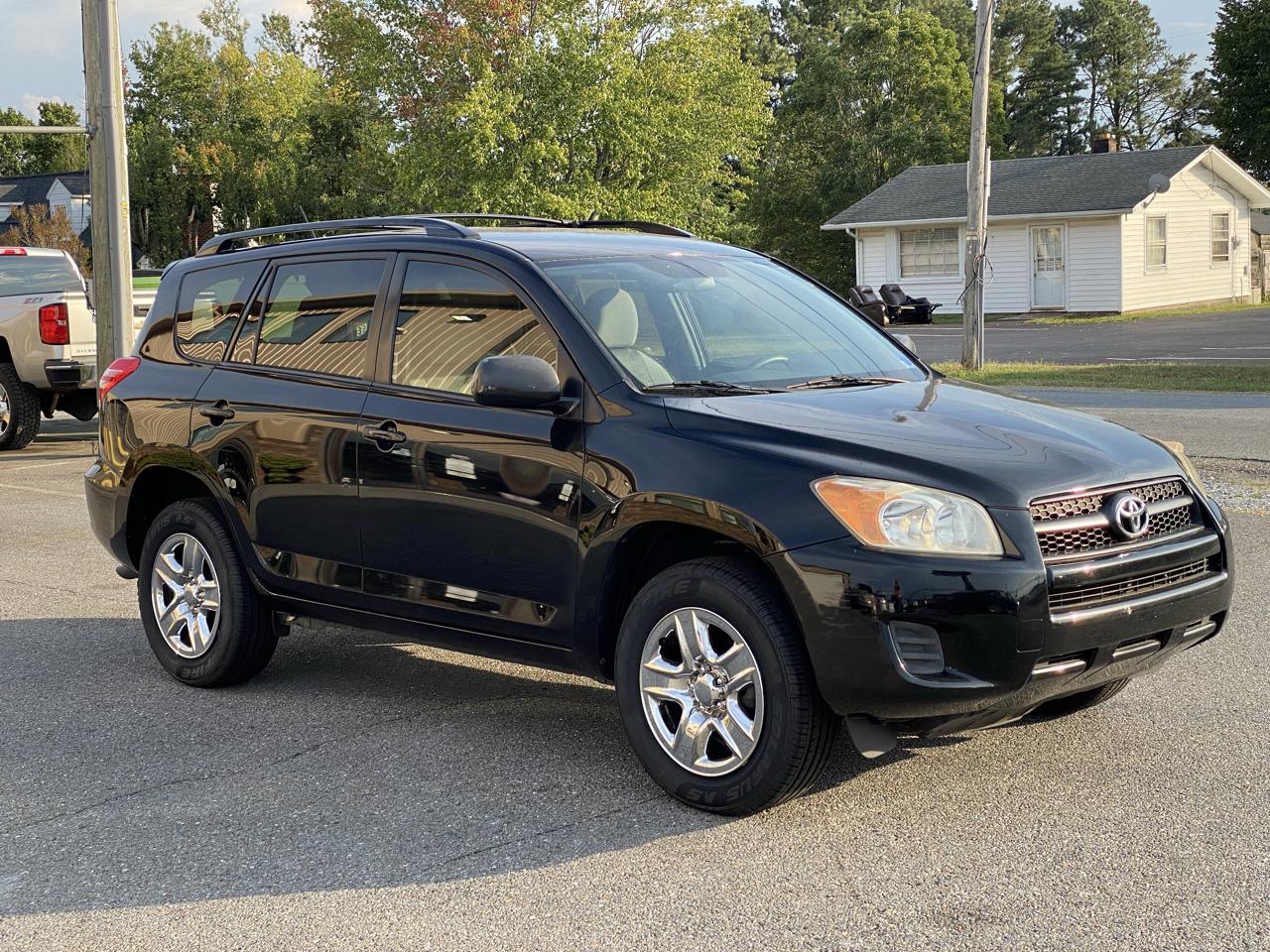 Toyota RAV4 2WD 4dr 4-cyl (Natl) 2012