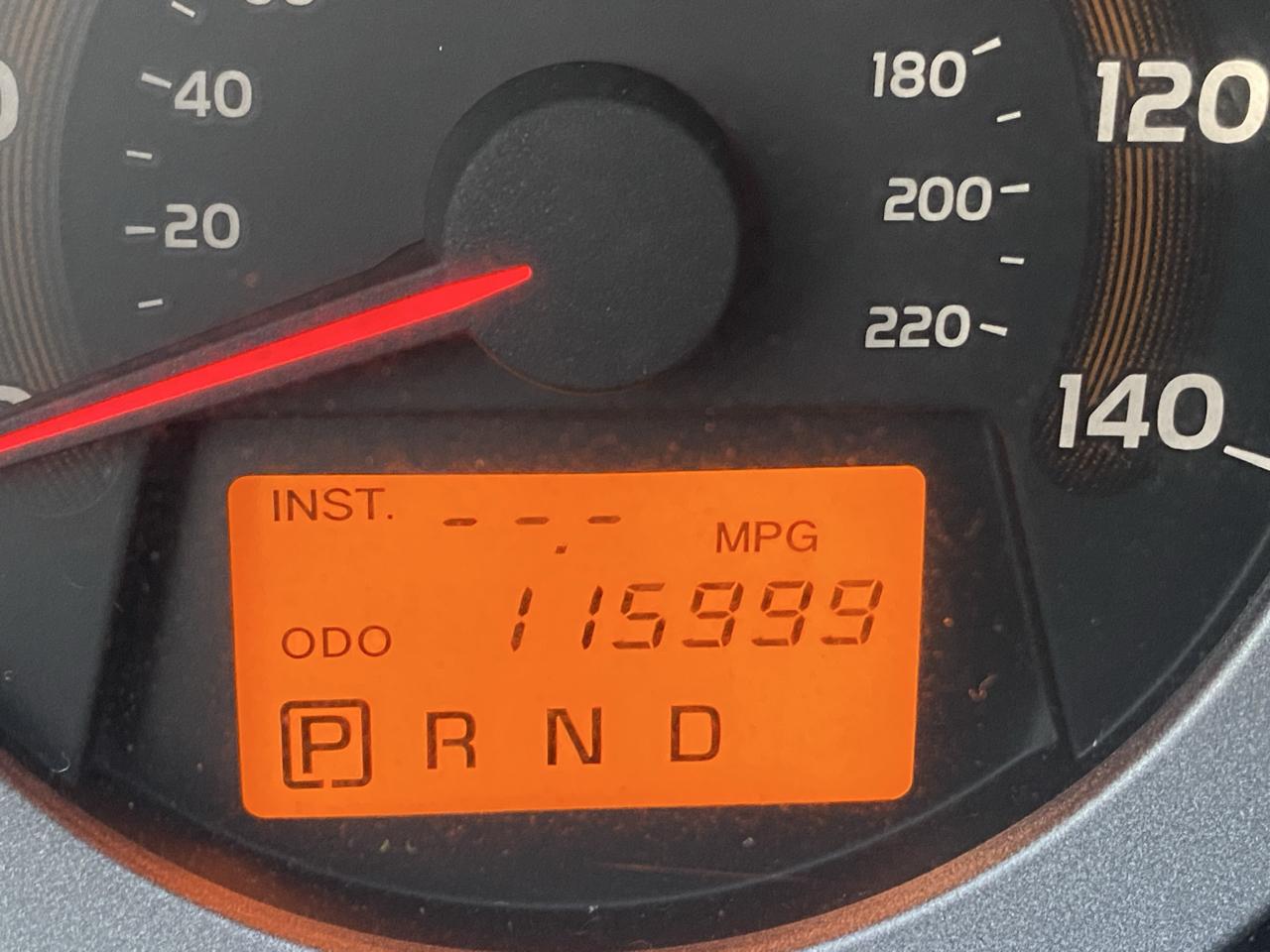 Toyota RAV4 2WD 4dr 4-cyl (Natl) 2012