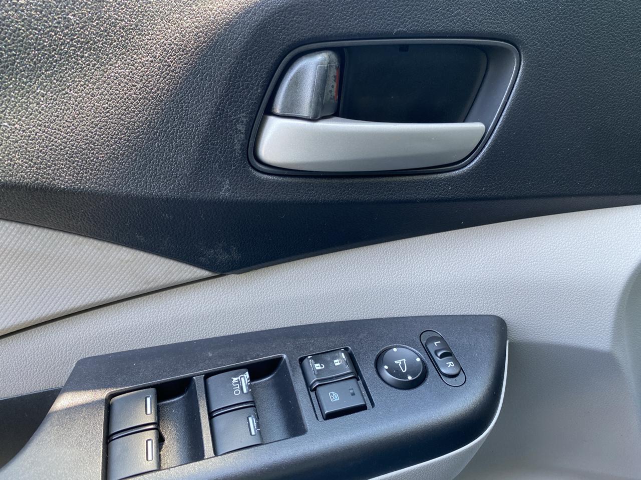 Honda CR-V photo 14