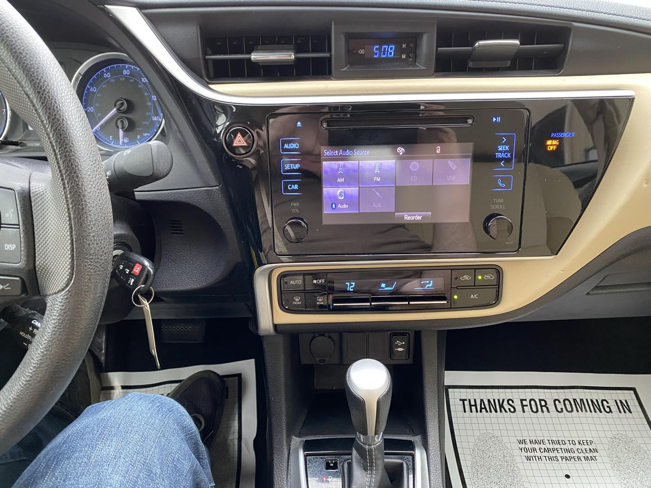 Toyota Corolla photo 12