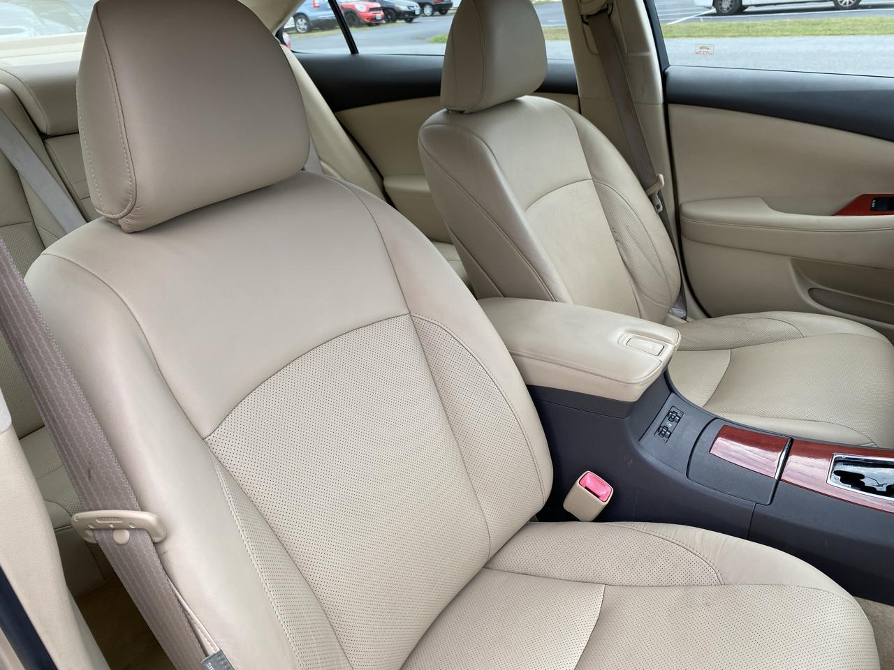 Lexus ES photo 9