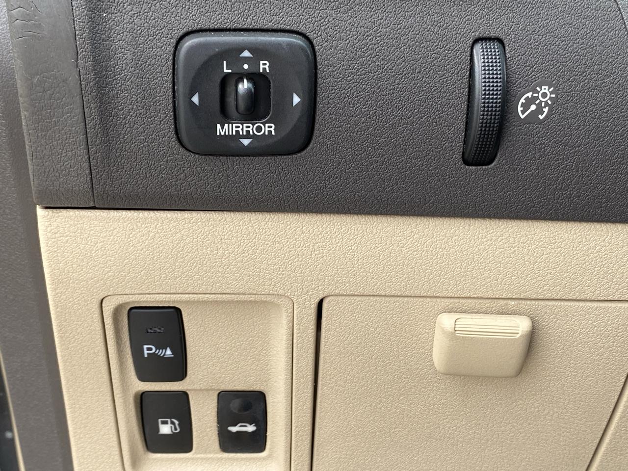 Lexus ES photo 15