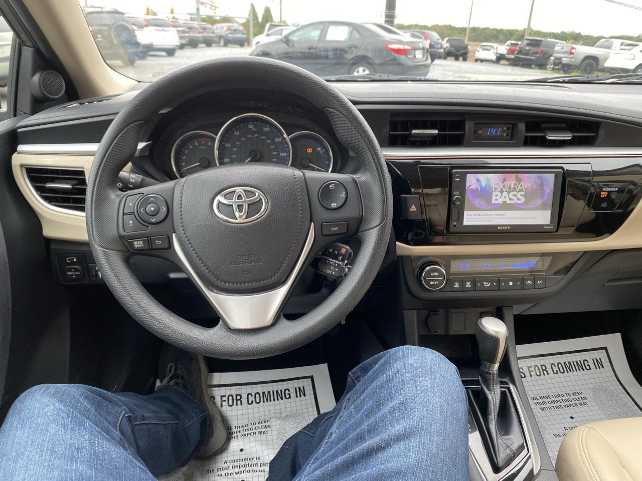 Toyota Corolla photo 11
