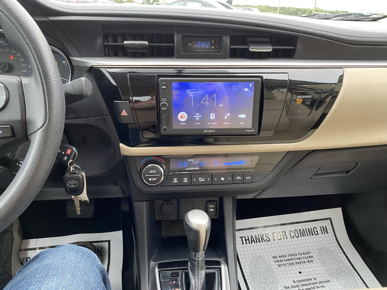 Toyota Corolla photo 12