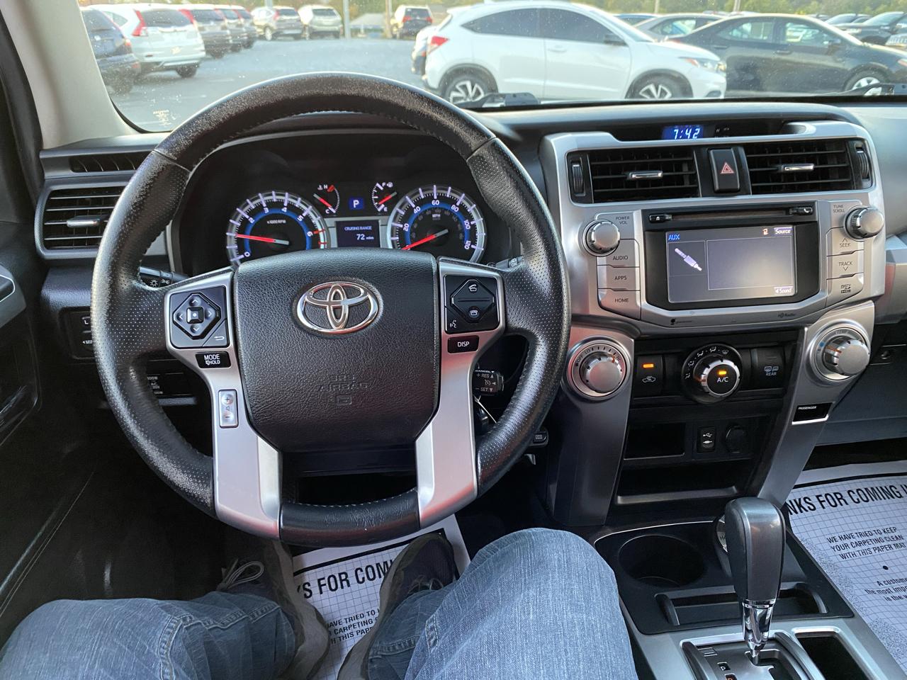 Toyota 4Runner photo 11
