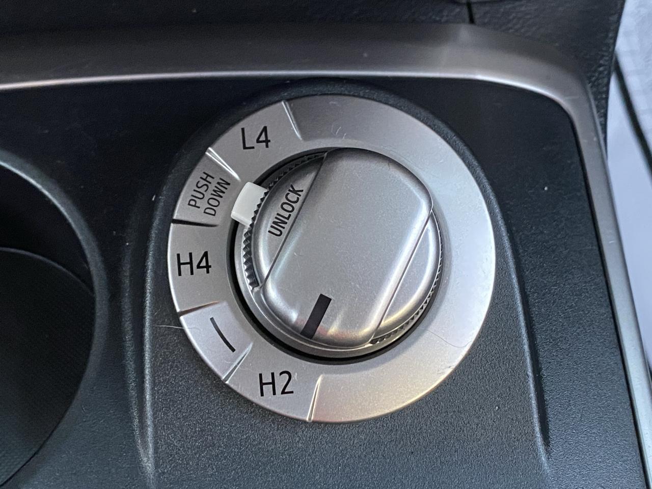Toyota 4Runner photo 17