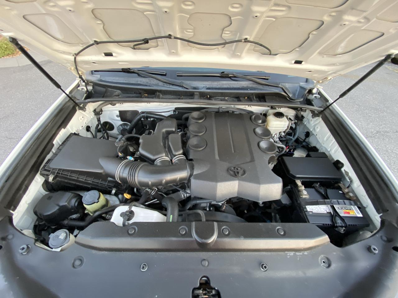 Toyota 4Runner photo 19