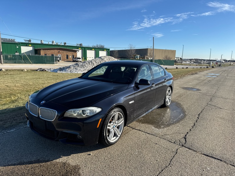 BMW 5-Series 550i xDrive 2013