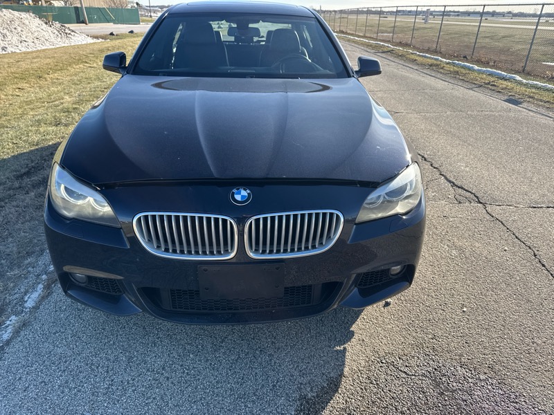 BMW 5-Series 550i xDrive 2013