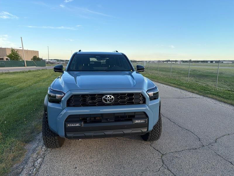 Toyota 4Runner TRD Sport 4WD 2025