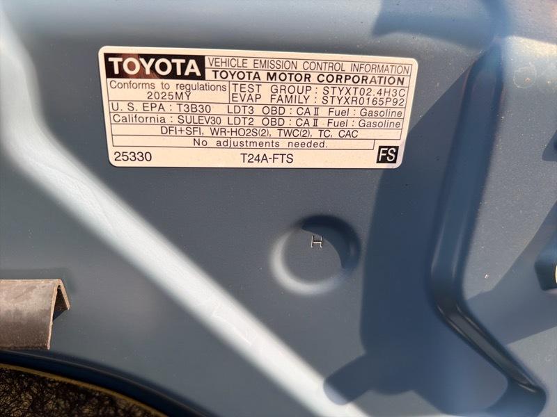 Toyota 4Runner TRD Sport 4WD 2025