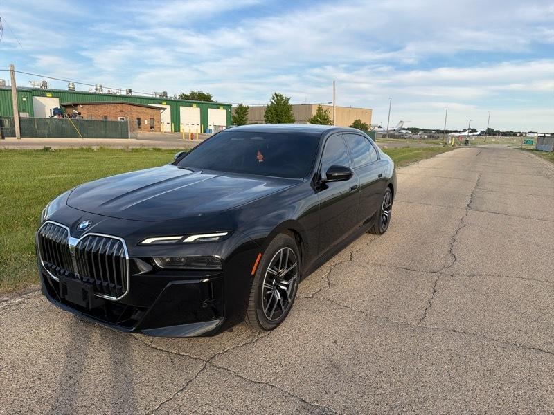 BMW 7-Series 740i xDrive 2024