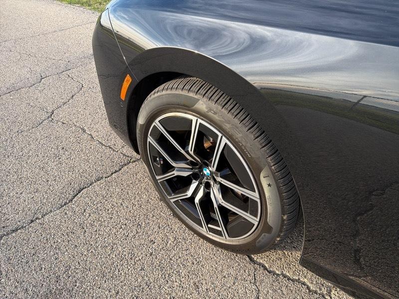 BMW 7-Series 740i xDrive 2024