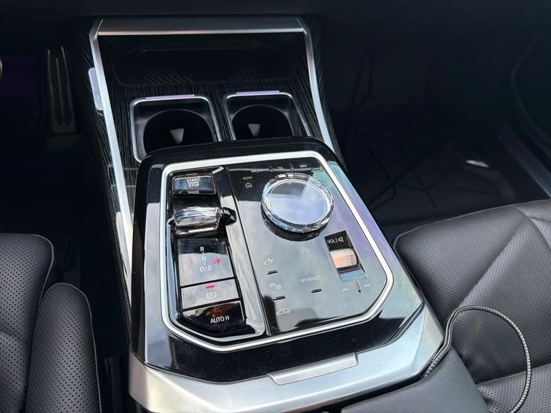 BMW 7-Series 740i xDrive 2024