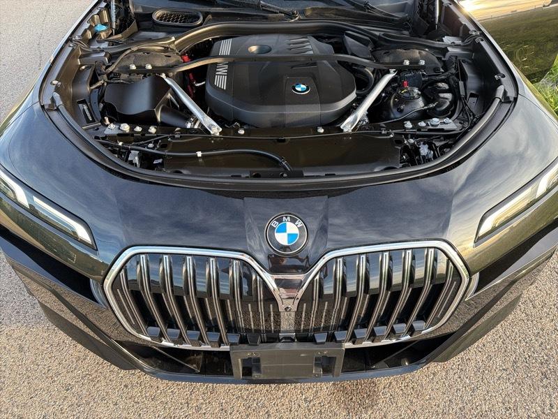 BMW 7-Series 740i xDrive 2024