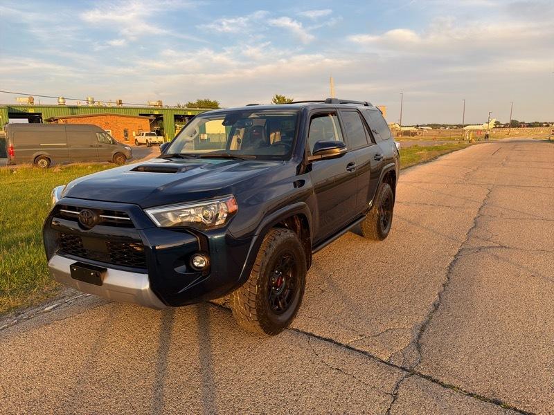 Toyota 4Runner TRD Off-road Premium 4WD 2024
