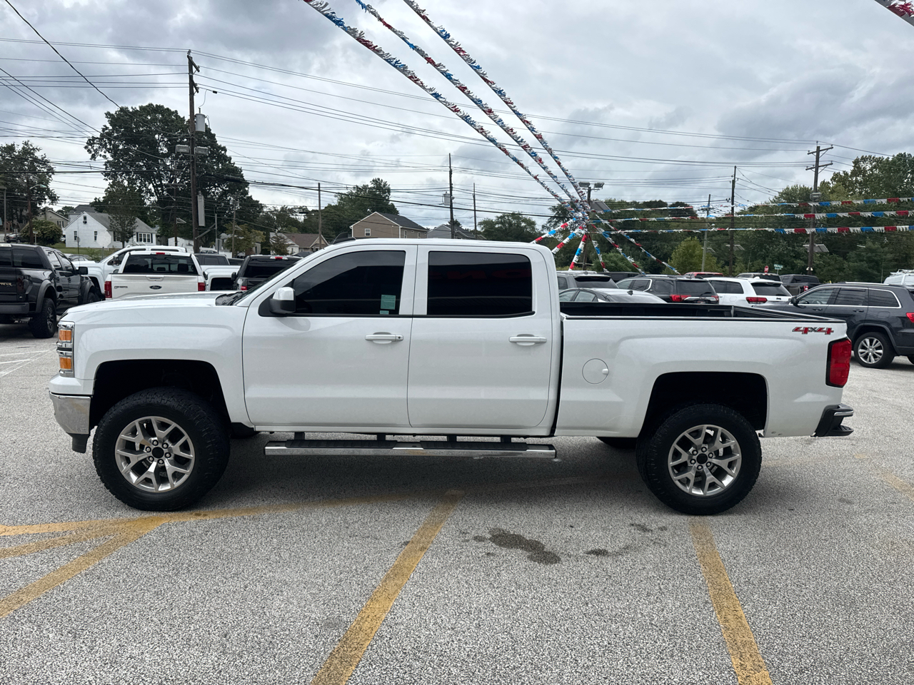 Chevrolet Silverado 1500 1LT Crew Cab 4WD 2015 Chevrolet Silverado 1500 1LT Crew Cab 4WD 2015
