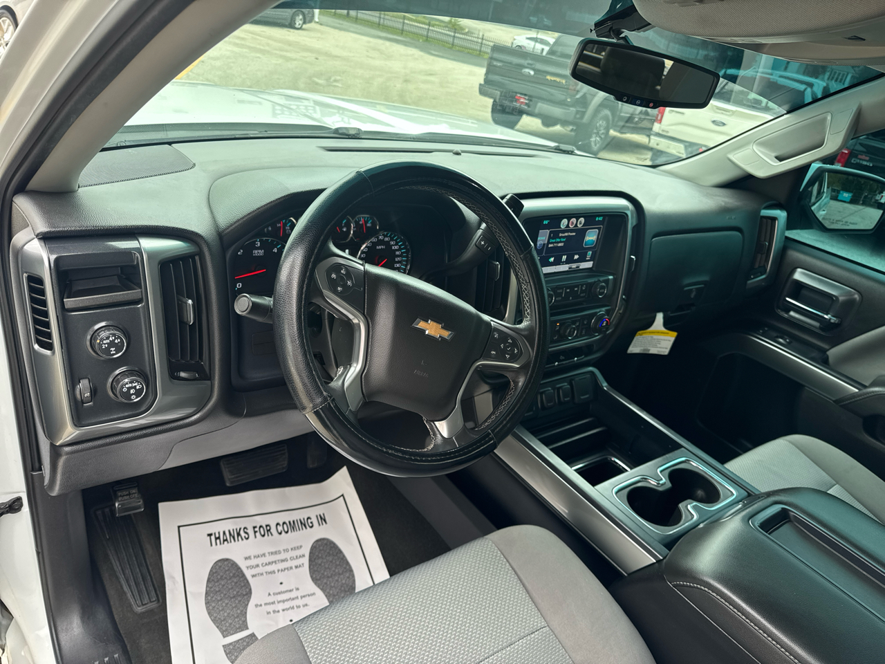 Chevrolet Silverado 1500 1LT Crew Cab 4WD 2015 Chevrolet Silverado 1500 1LT Crew Cab 4WD 2015