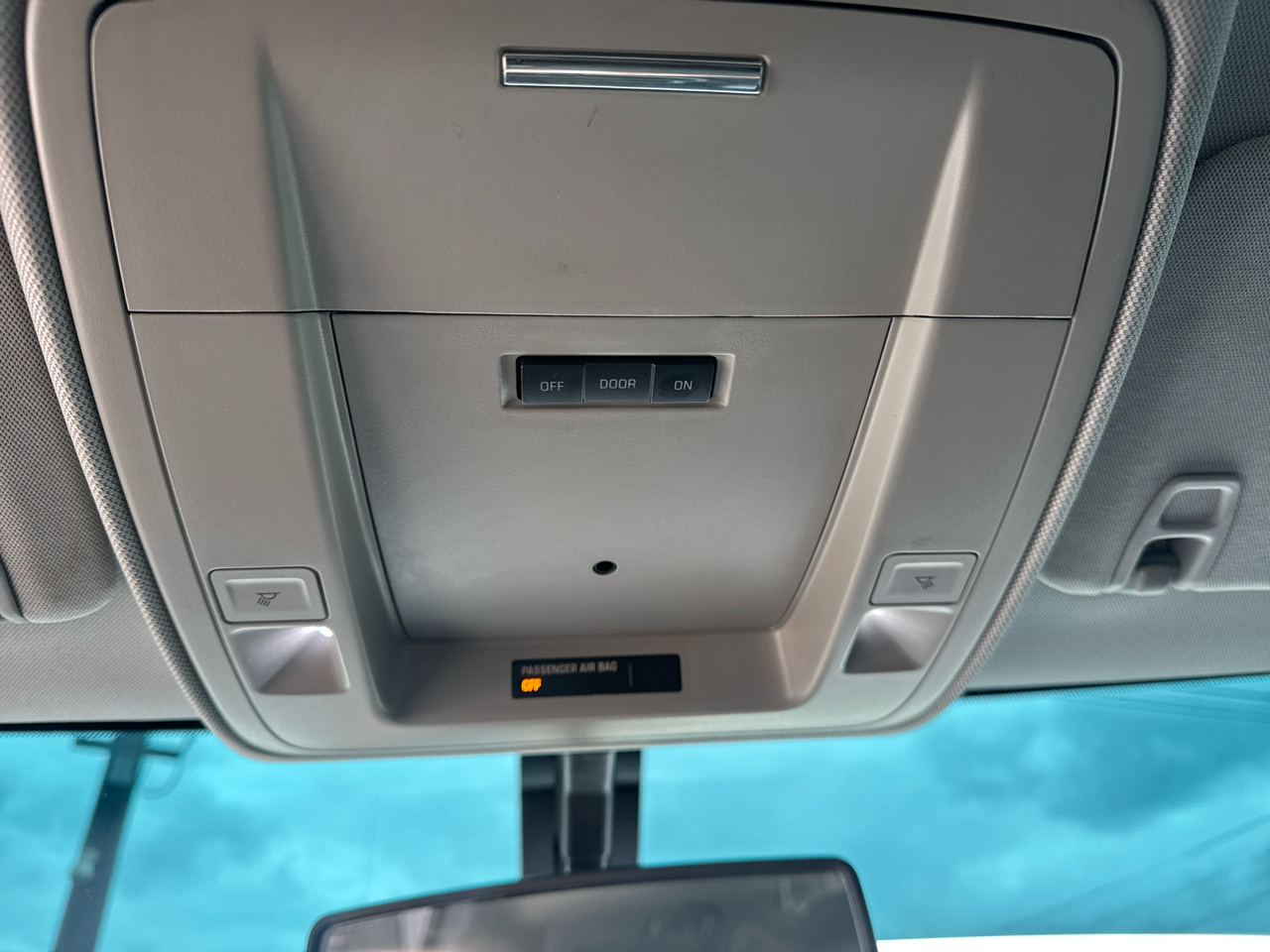 Chevrolet Silverado 1500 1LT Crew Cab 4WD 2015 Chevrolet Silverado 1500 1LT Crew Cab 4WD 2015