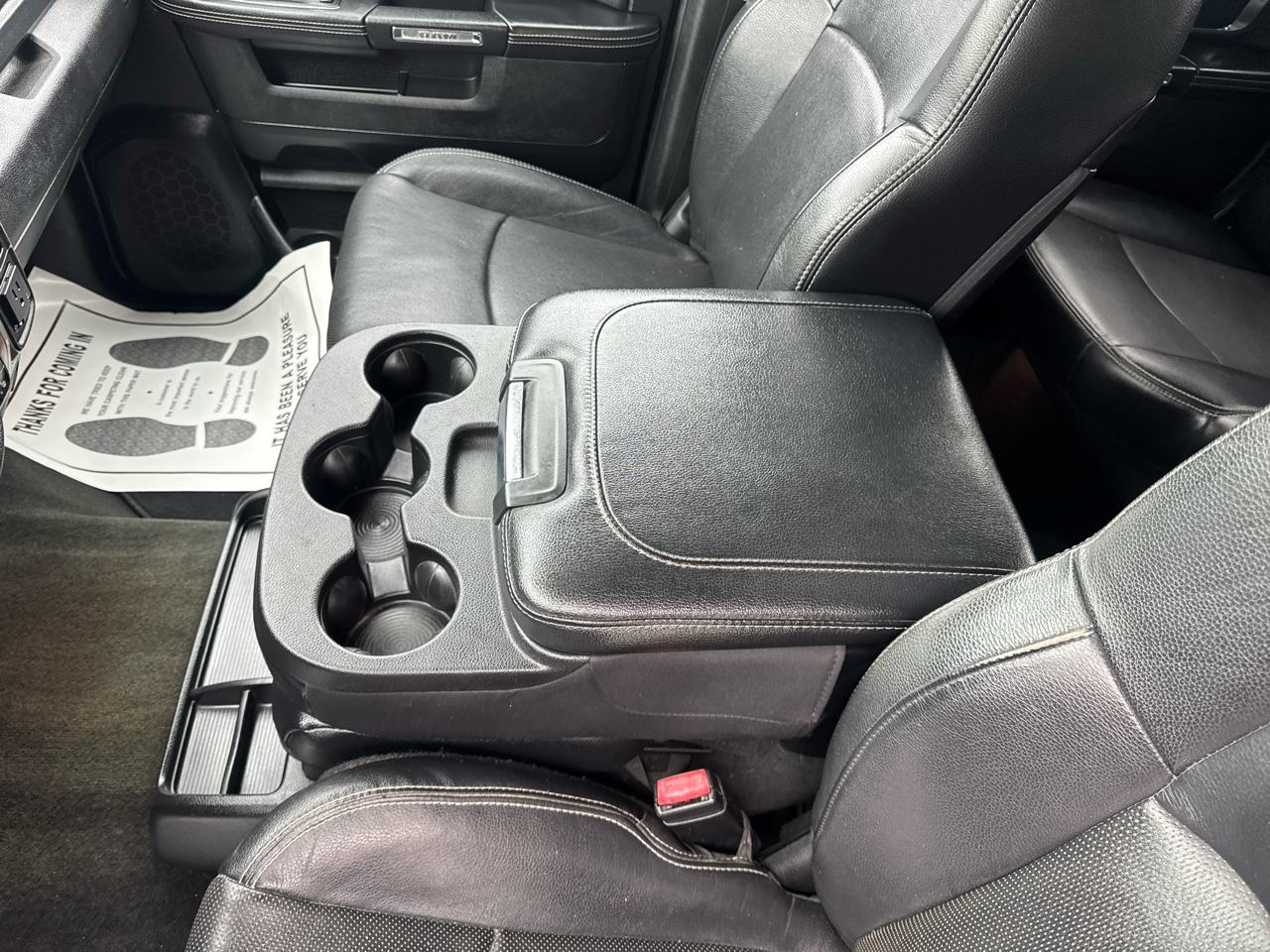 RAM 1500 Laramie Crew Cab SWB 4WD 2017 RAM 1500 Laramie Crew Cab SWB 4WD 2017