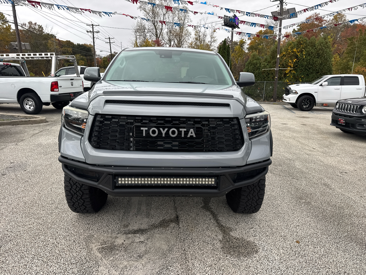 Toyota Tundra Limited 5.7L CrewMax 4WD 2020 Toyota Tundra Limited 5.7L CrewMax 4WD 2020