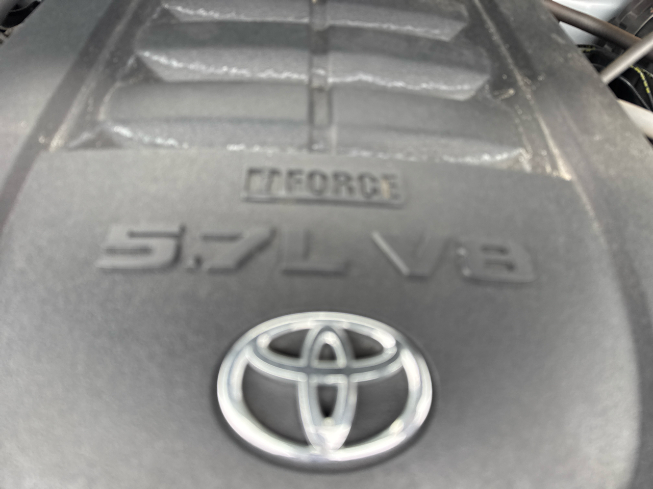 Toyota Tundra Limited 5.7L CrewMax 4WD 2020 Toyota Tundra Limited 5.7L CrewMax 4WD 2020