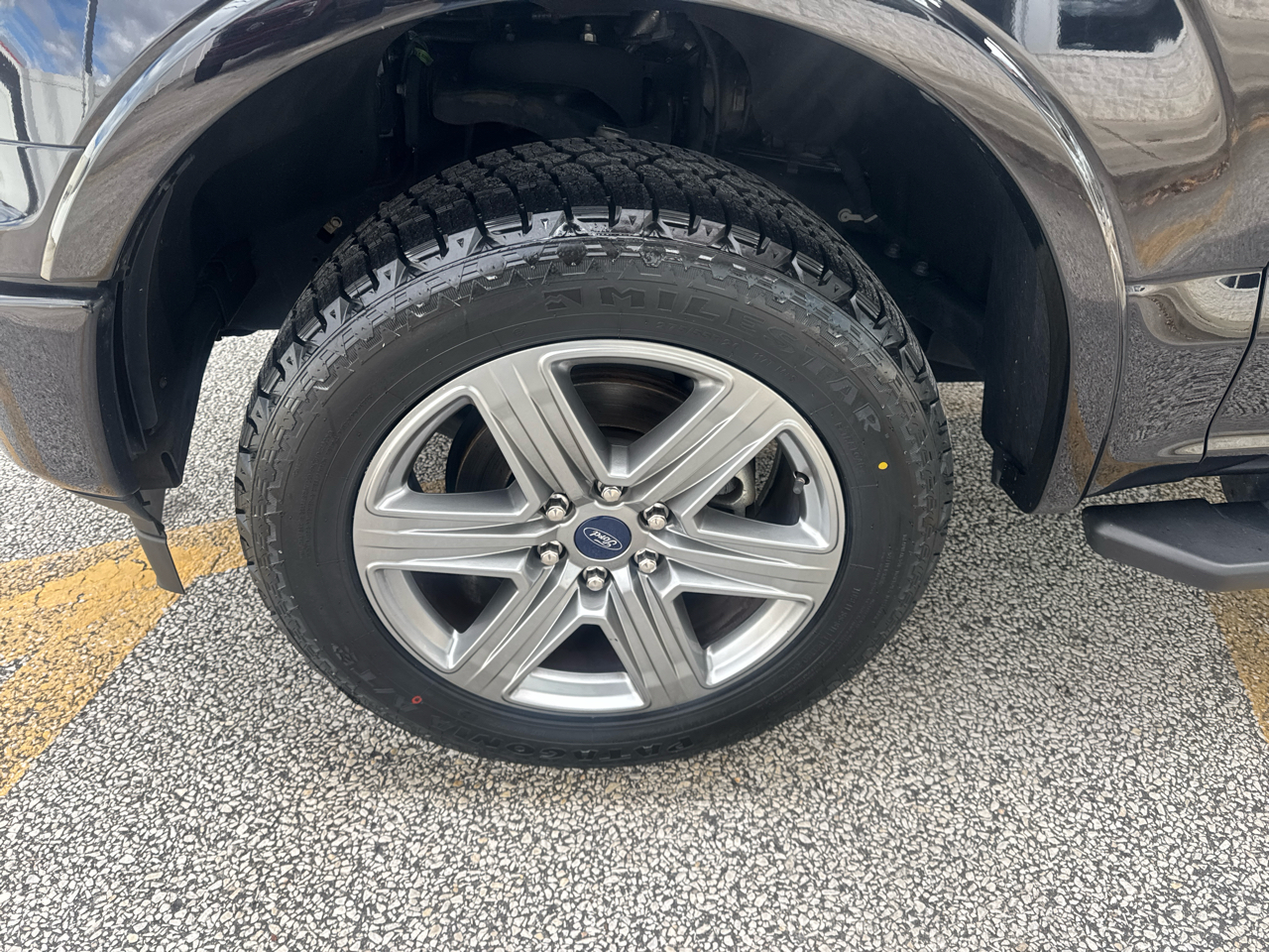 Ford F-150 King-Ranch SuperCrew 5.5-ft. 4WD 2019 Ford F-150 King-Ranch SuperCrew 5.5-ft. 4WD 2019