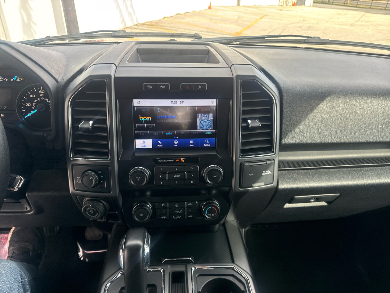 Ford F-150 King-Ranch SuperCrew 5.5-ft. 4WD 2019 Ford F-150 King-Ranch SuperCrew 5.5-ft. 4WD 2019