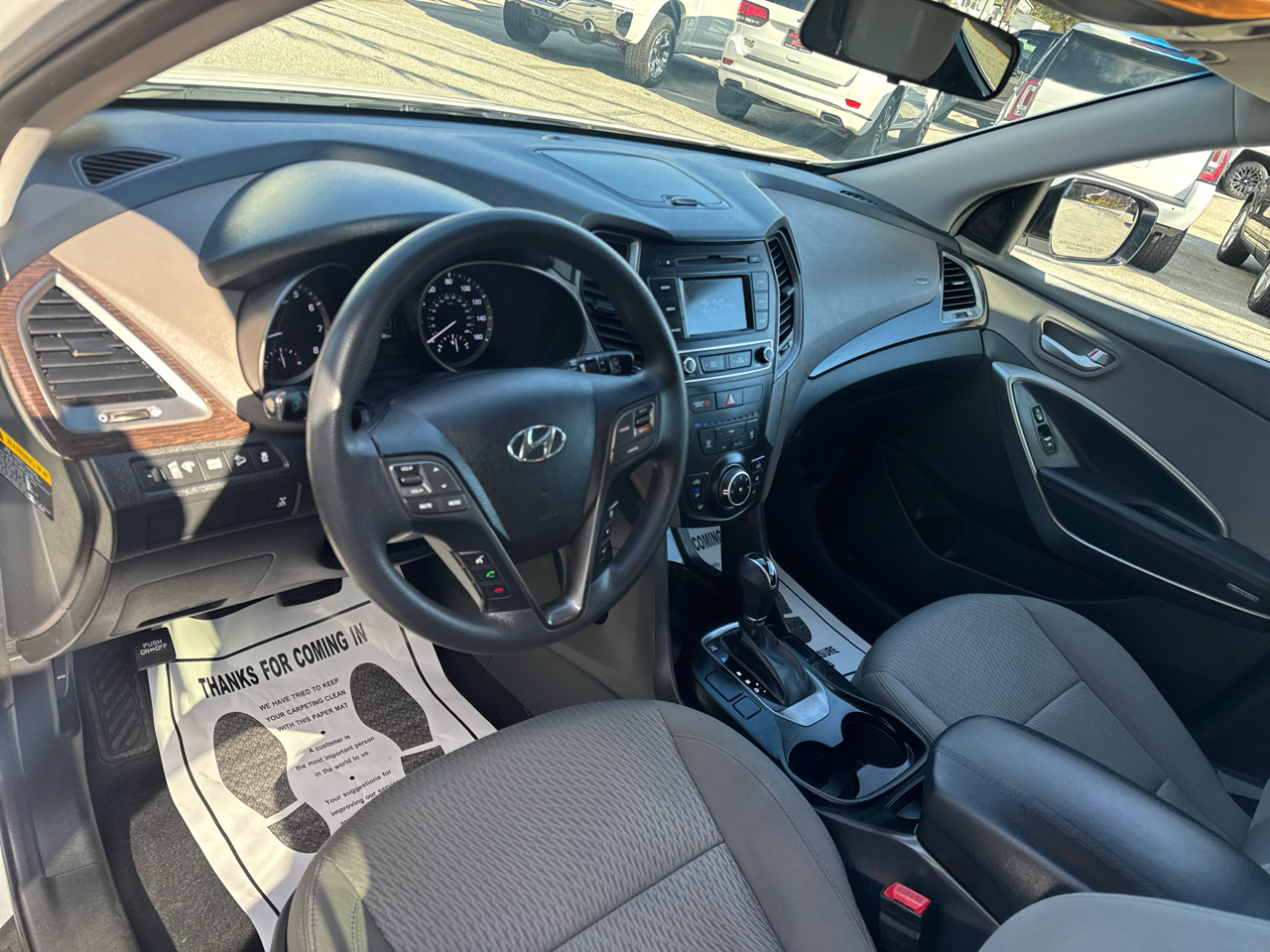 Hyundai Santa Fe Sport 2.4 AWD 2017 Hyundai Santa Fe Sport 2.4 AWD 2017