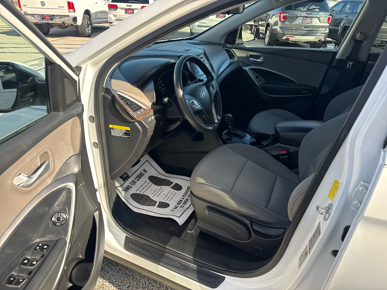 Hyundai Santa Fe Sport 2.4 AWD 2017 Hyundai Santa Fe Sport 2.4 AWD 2017