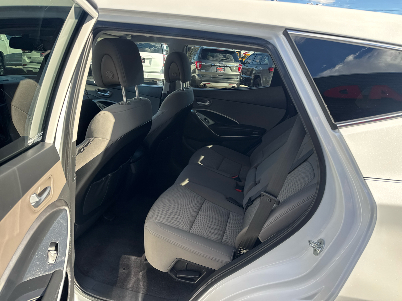 Hyundai Santa Fe Sport 2.4 AWD 2017 Hyundai Santa Fe Sport 2.4 AWD 2017