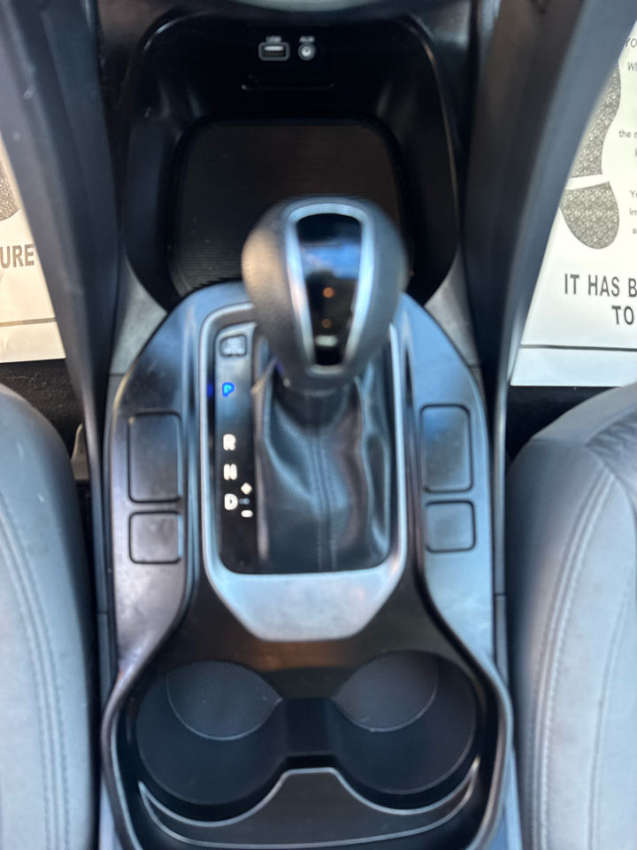 Hyundai Santa Fe Sport 2.4 AWD 2017 Hyundai Santa Fe Sport 2.4 AWD 2017