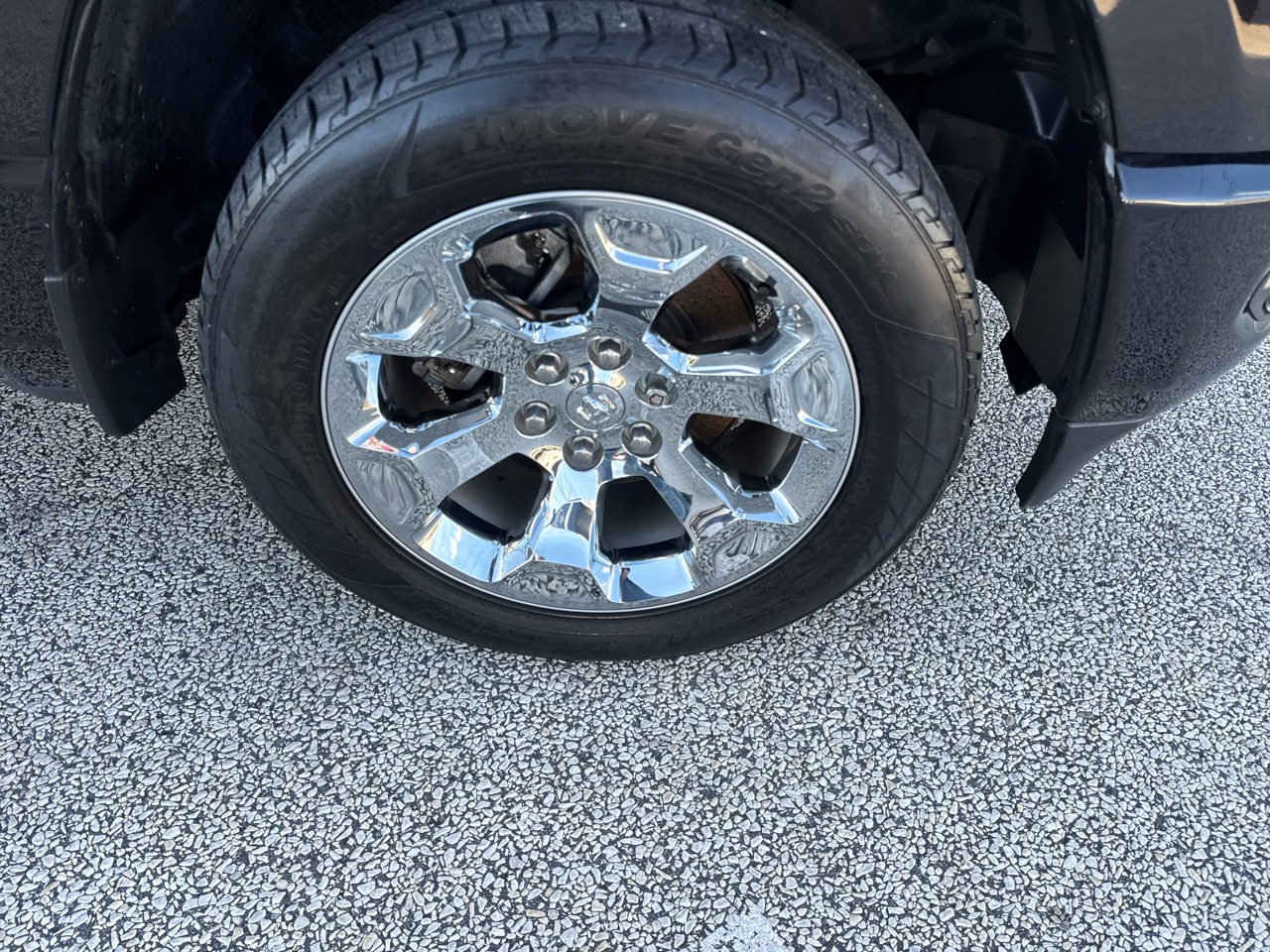 RAM 1500 Big Horn Crew Cab SWB 4WD 2020 RAM 1500 Big Horn Crew Cab SWB 4WD 2020