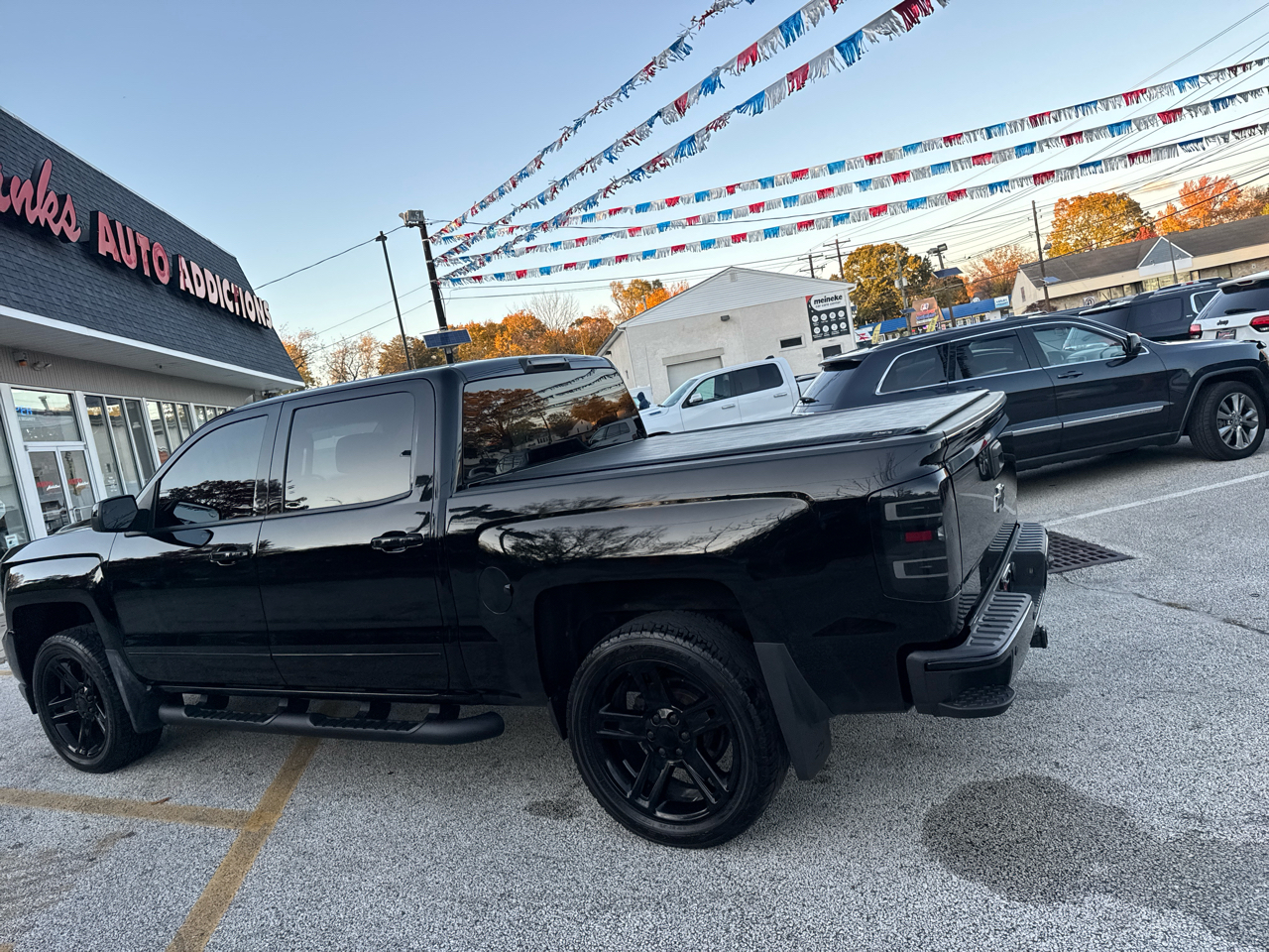Chevrolet Silverado 1500 1LT Crew Cab 4WD 2016 Chevrolet Silverado 1500 1LT Crew Cab 4WD 2016