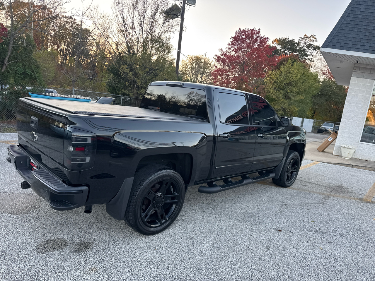 Chevrolet Silverado 1500 1LT Crew Cab 4WD 2016 Chevrolet Silverado 1500 1LT Crew Cab 4WD 2016