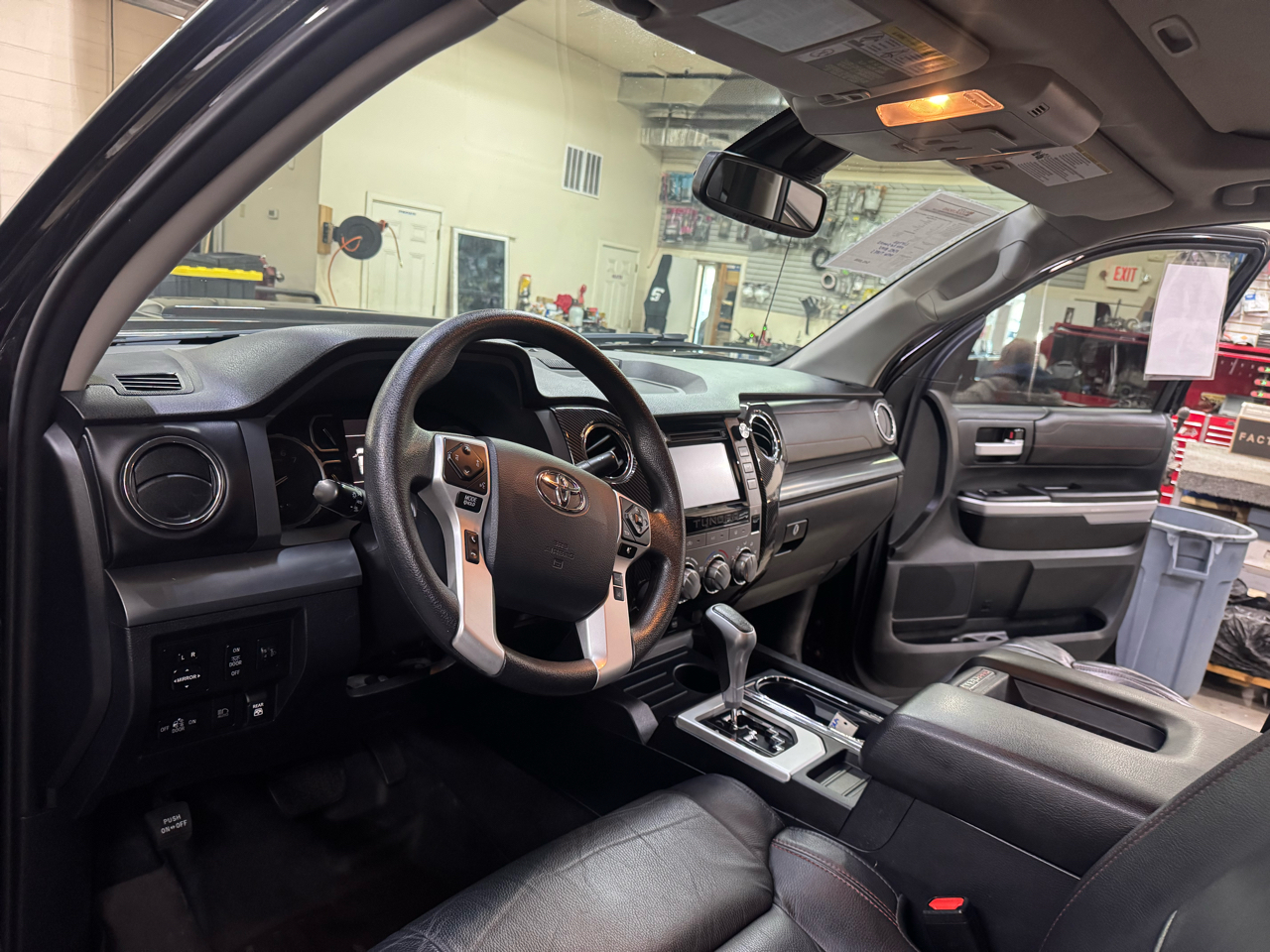 Toyota Tundra 4WD TRD Pro CrewMax 5.5' Bed 5.7L FFV (Natl) 2019